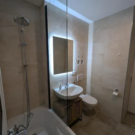 Wohnen Am Wald Mit Pool & Sauna Apartamento *